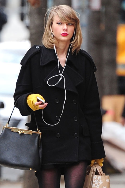 54bbfb266e17f_-_hbz-taylor-swift-2014-march-1