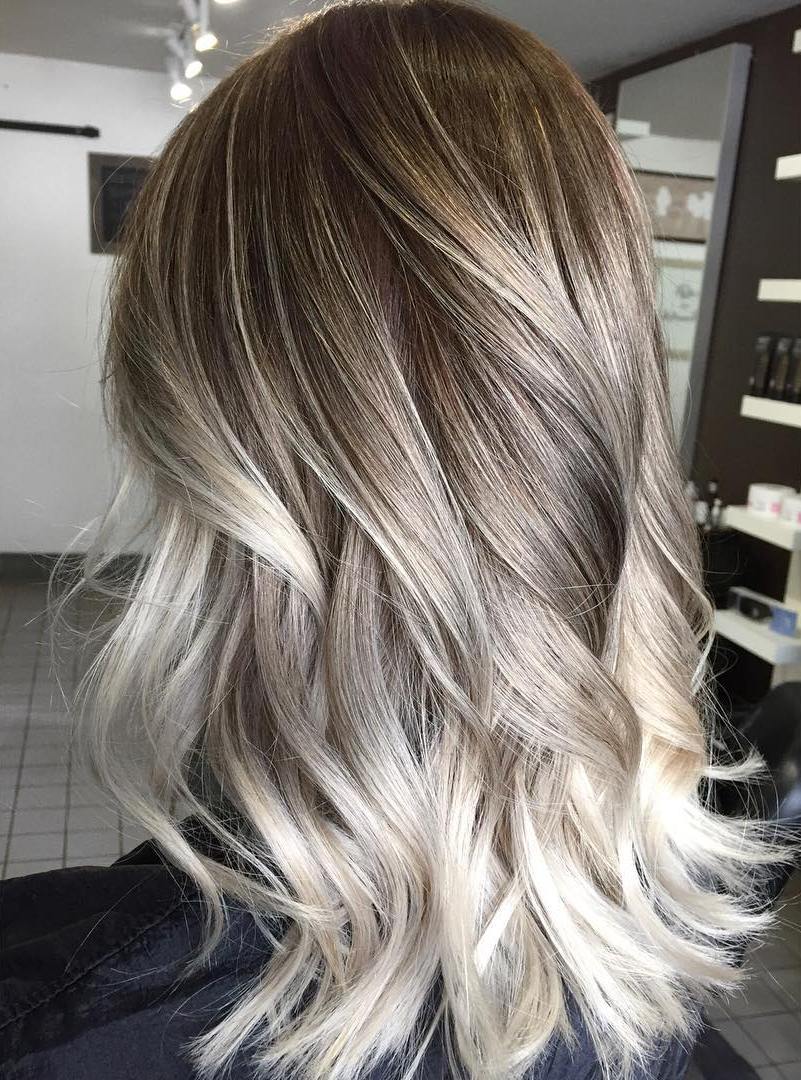 18-ash-blonde-ombre-balayage