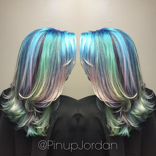 8-layered-teal-and-lavender-pastel-hair