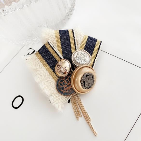 JK LOLITA BROOCH~ENGLAND BUTTON~JK007