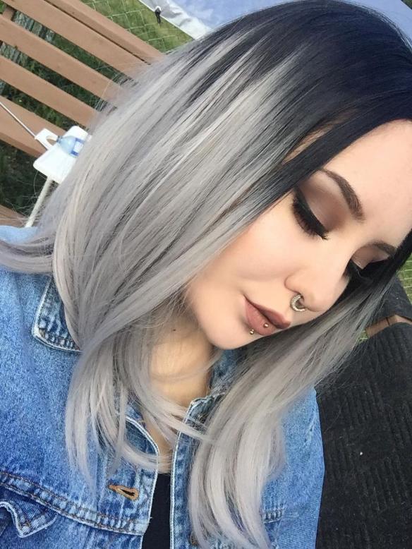 Black to Gray shoulder length Bob Style Lace Front wig SNY086