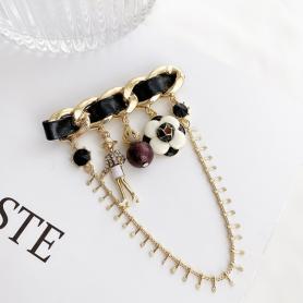JK LOLITA BROOCH~CAMELLIA CHAINS~LA050