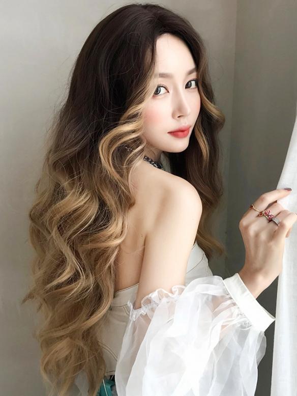 NEW GOLDEN BROWN LONG WAVY SYNTHETIC WEFTED CAP WIG LG055