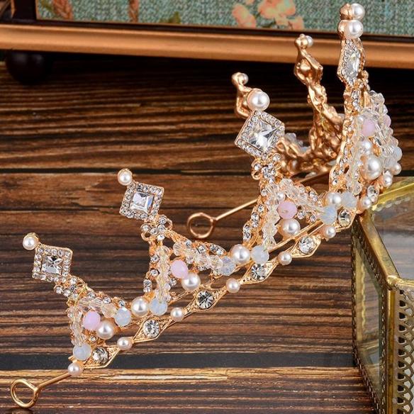 CRYSTAL QUEEN CROWN A011