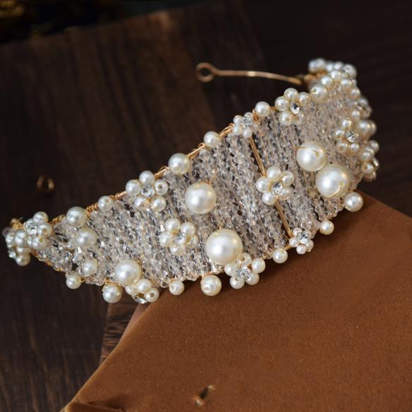 Pearl Obsession Bridal Crown AC077