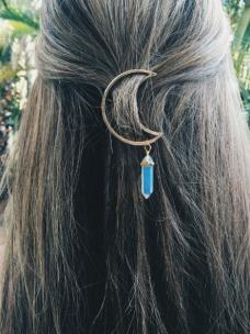 Moon Crystal Clip A009