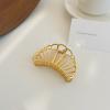 One Piece of Semicircle Hair Claw DC108