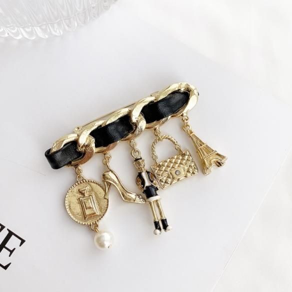 JK LOLITA BROOCH~ROMANCE IN PARIS~JK002