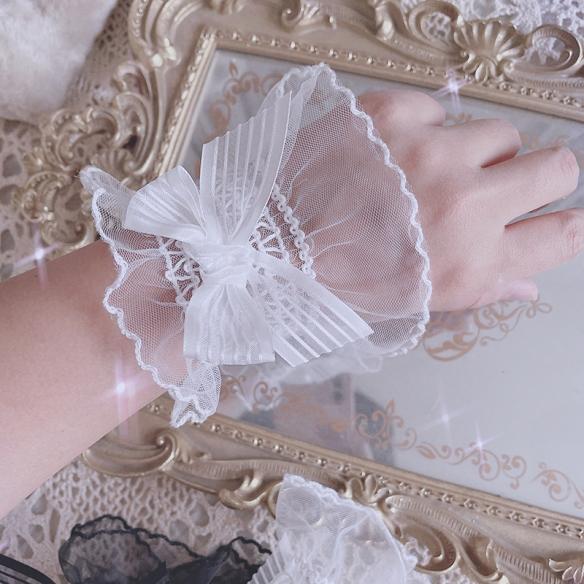 ONE PAIR OF ANGELIC LACE LOLITA WRISTBAND LA025
