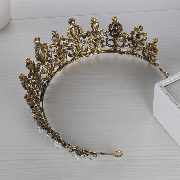BLACK VINTAGE BRIDAL CROWN AC033