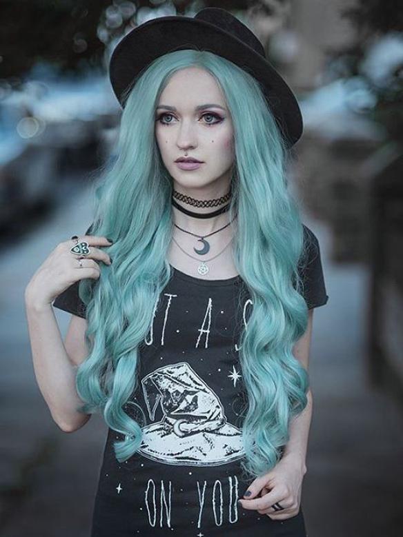 Light Green Wavy Long Synthetic Lace Front Wig SNY082