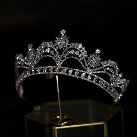 Silver Vintage Crown AC142